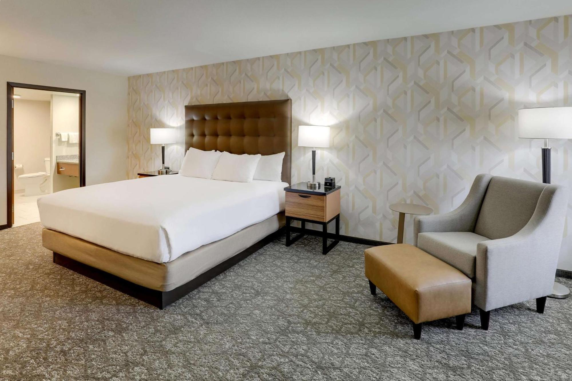 Drury Inn & Suites Birmingham Lakeshore Drive Zewnętrze zdjęcie