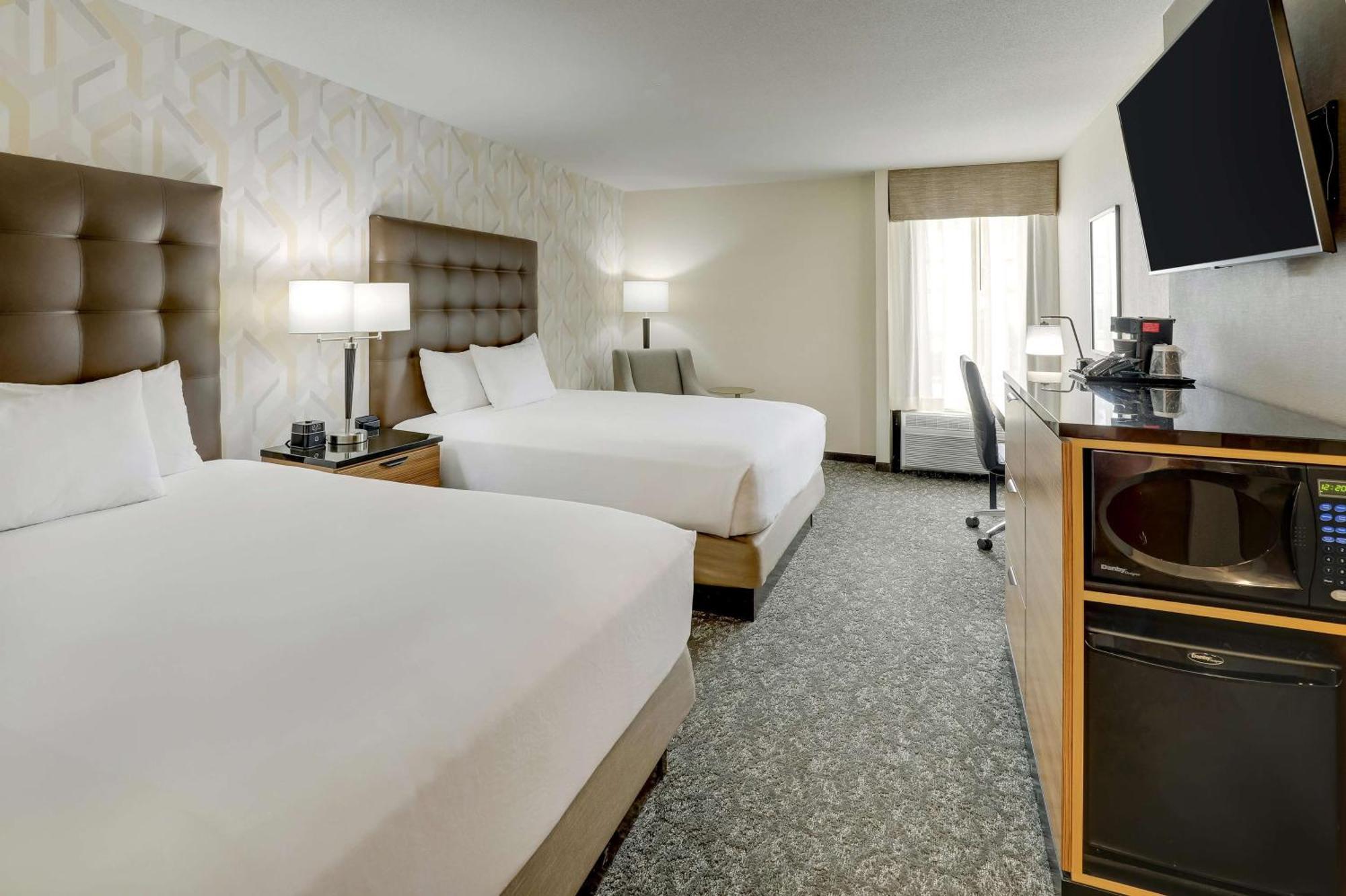 Drury Inn & Suites Birmingham Lakeshore Drive Zewnętrze zdjęcie