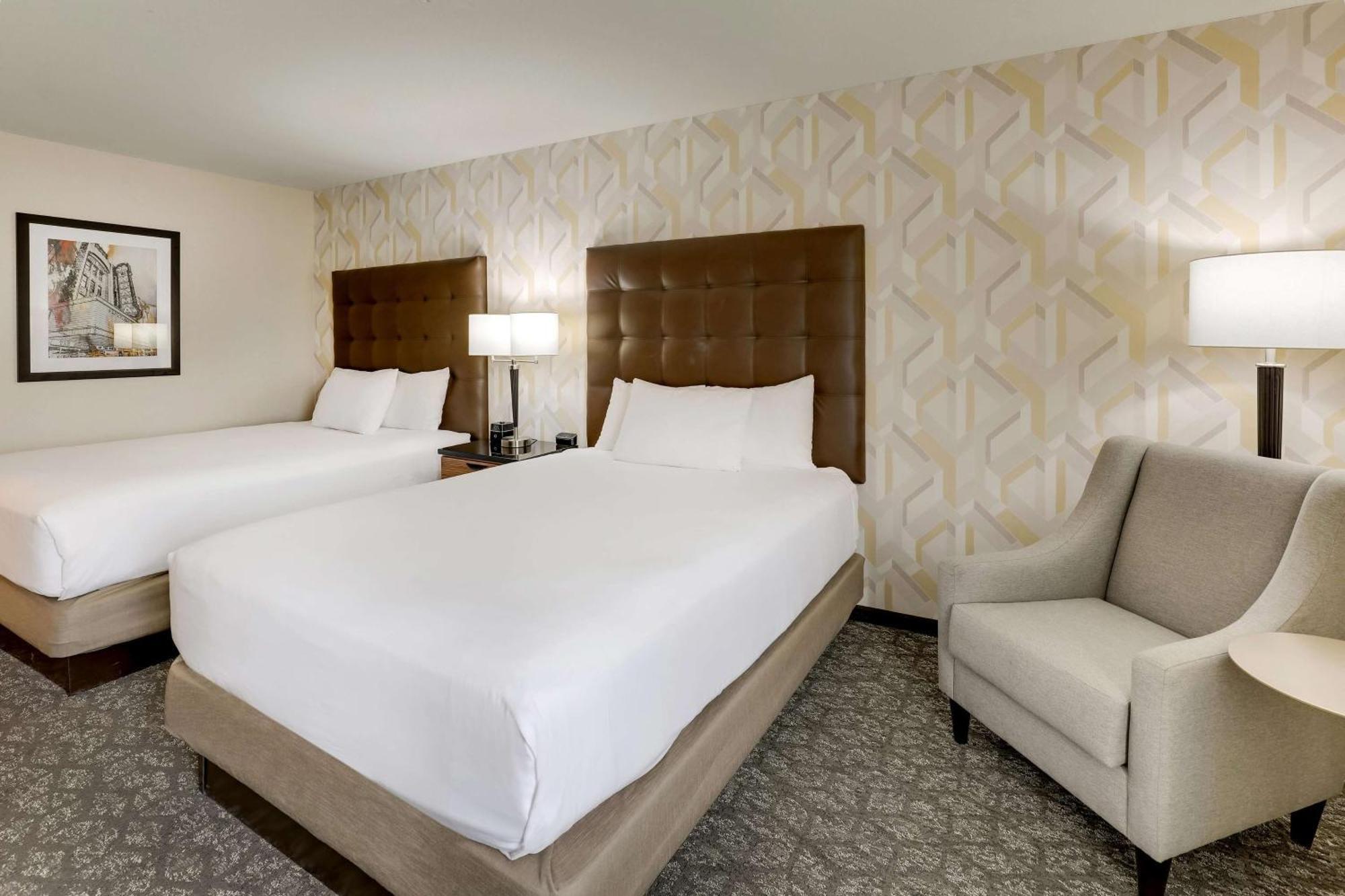 Drury Inn & Suites Birmingham Lakeshore Drive Zewnętrze zdjęcie