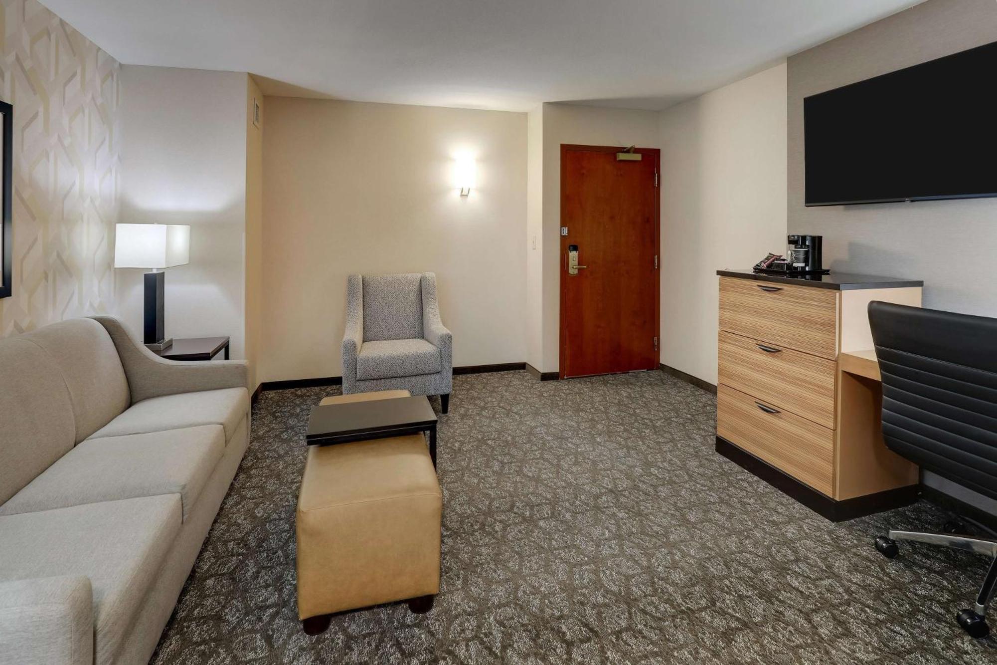 Drury Inn & Suites Birmingham Lakeshore Drive Zewnętrze zdjęcie