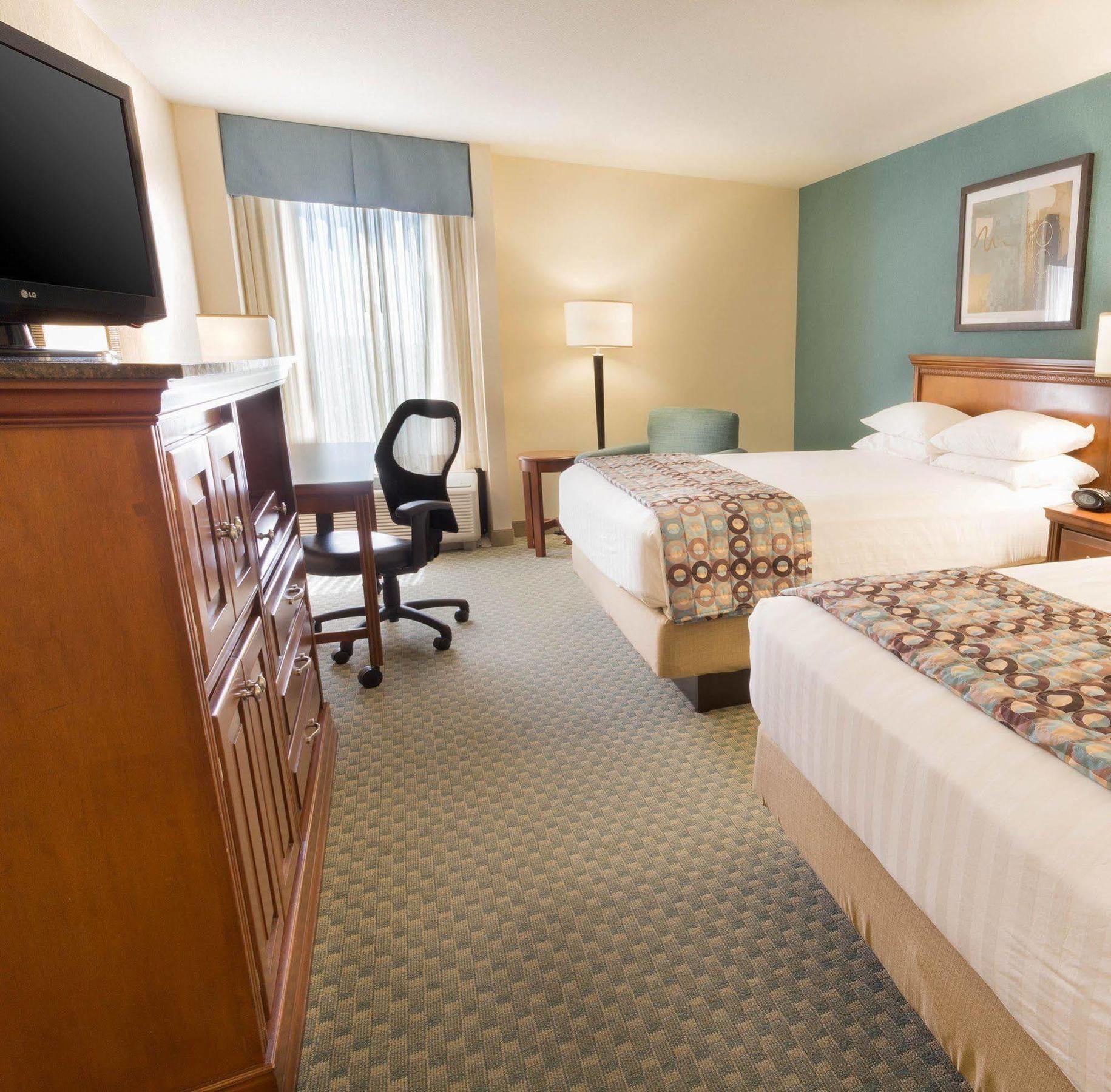 Drury Inn & Suites Birmingham Lakeshore Drive Zewnętrze zdjęcie